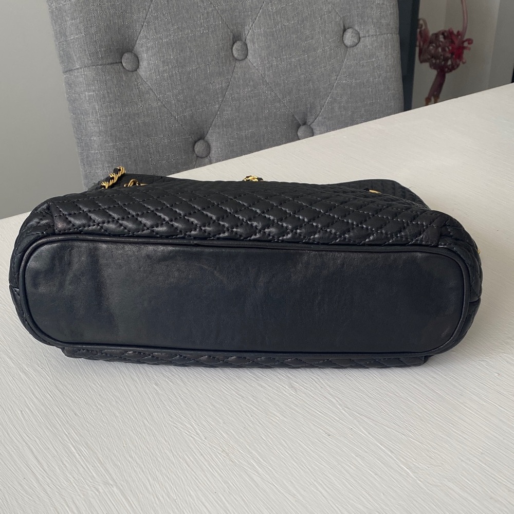 Bally Black Quilted Leather Shoulder Bag with Gold Chain - Picture 9 of 16